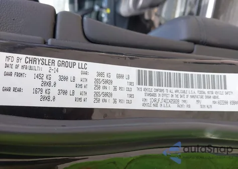 2014 Jeep Grand Cherokee Summit from USA, damaged, VIN 1C4RJFJT4EC425839